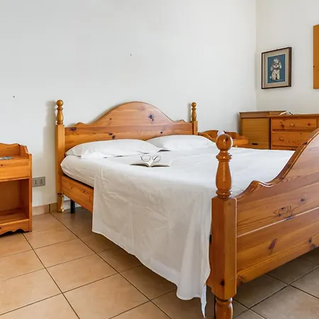 Apartment Brezza Marina - Lovely Flat With Veranda & Parking