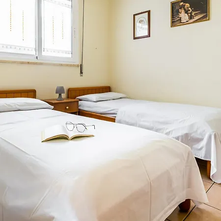 Apartment Brezza Marina - Lovely Flat With Veranda & Parking