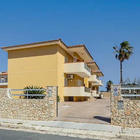 Brezza Marina - Lovely Flat With Veranda & Parking